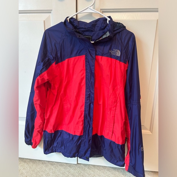 Women’s North Face Rain Jacket - Picture 2 of 6